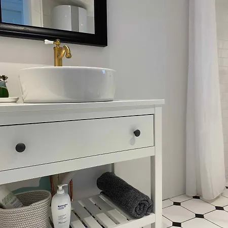 Beautifully Situated Summer House With Sea View * アリンエ