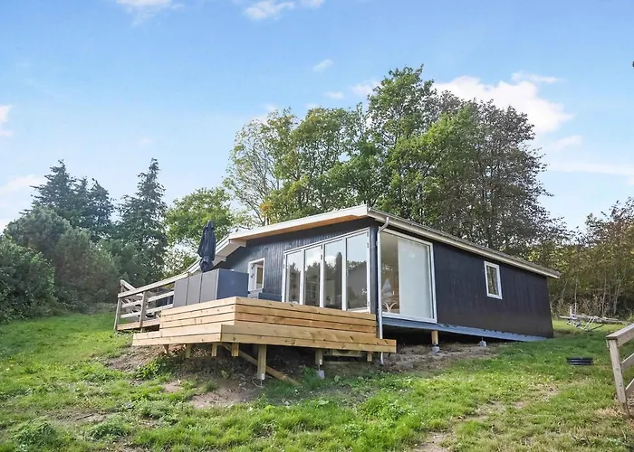 Beautifully Situated Summer House With Sea View Casa de Férias Allinge-Sandvig