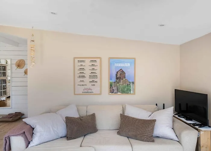 Beautifully Situated Summer House With Sea View *