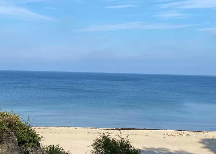 Beautifully Situated Summer House With Sea View * Allinge-Sandvig