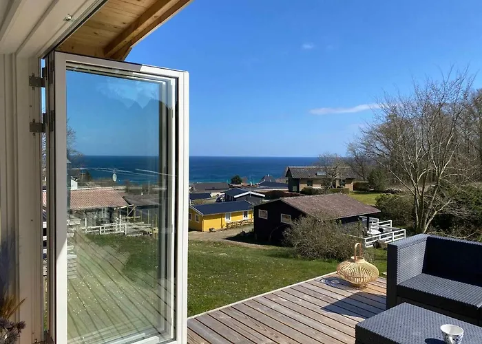 Beautifully Situated Summer House With Sea View Casa de Férias Allinge-Sandvig